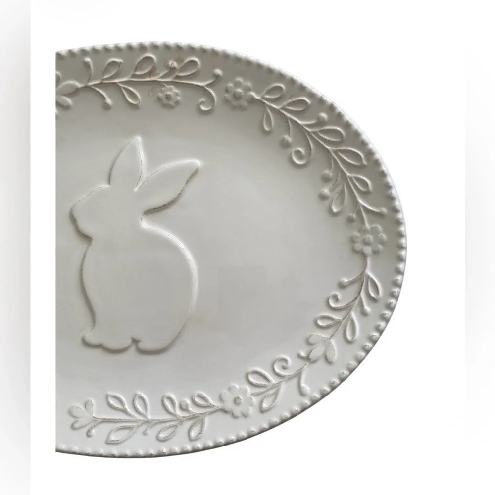 NWT Pier 1 imports THE BUNNY OVAL SERVING PLATTER 11”x15”  Porcelain easter